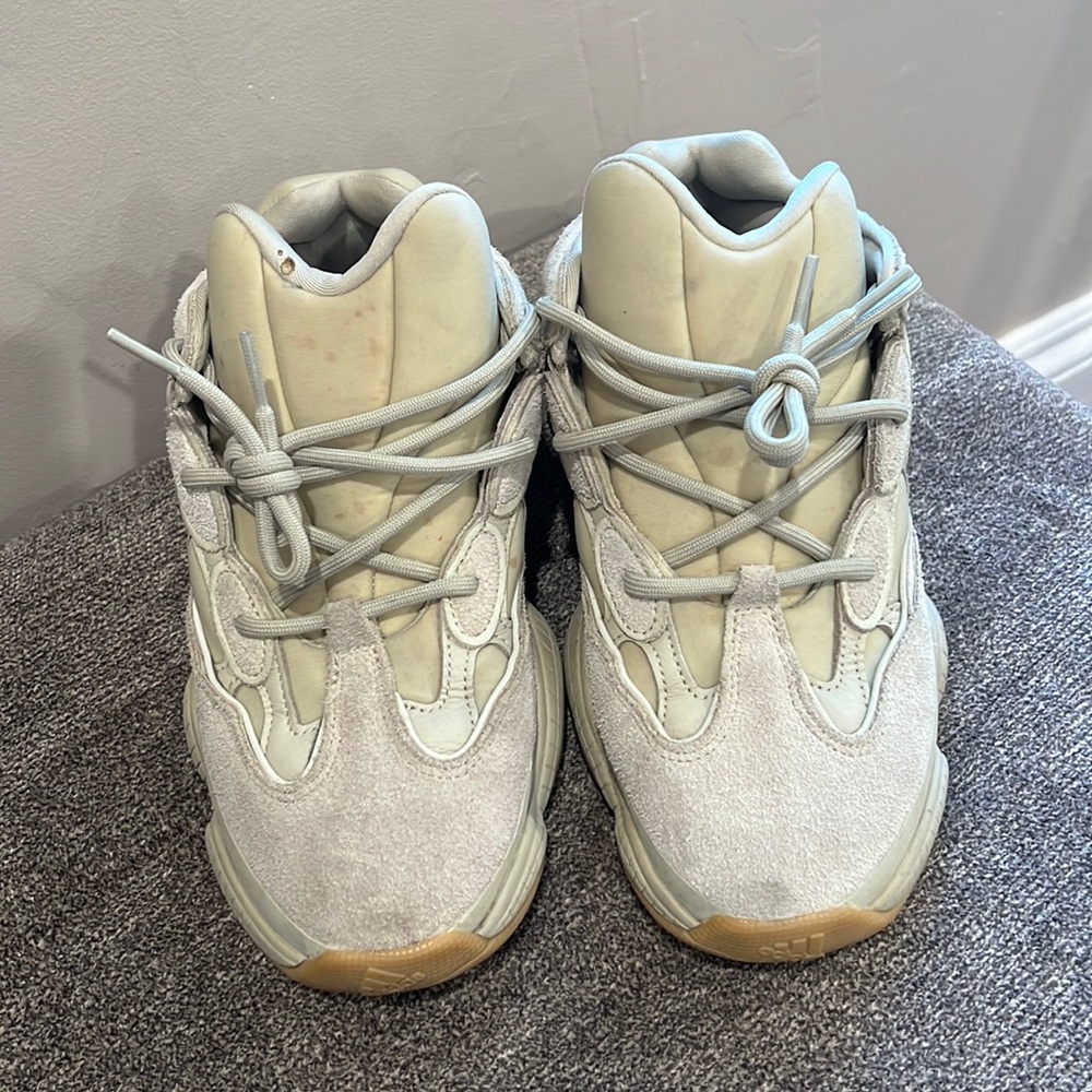 Yeezy Boost 500